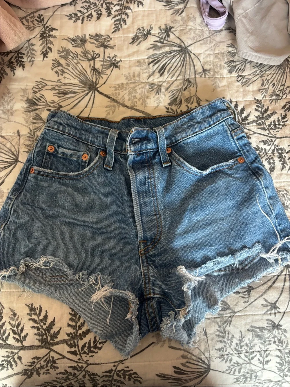Levi’s denim shorts